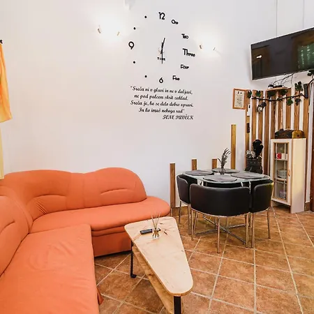 Harvest Horizon With Sauna - One Bedroom Počitniška hiša