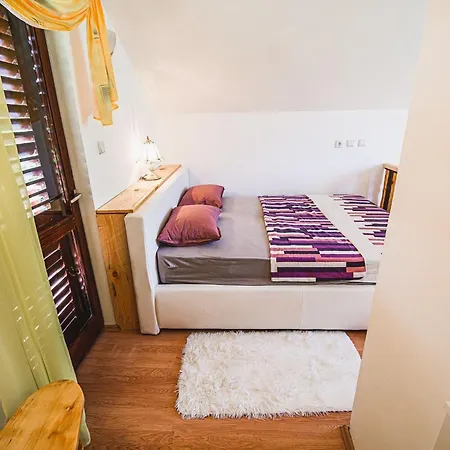Harvest Horizon With Sauna - One Bedroom 度假居 Brežice