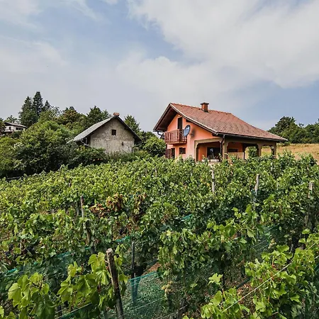 Harvest Horizon With Sauna - One Bedroom *