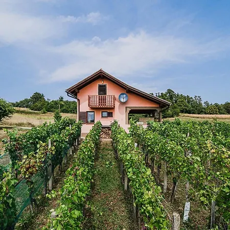 Harvest Horizon With Sauna - One Bedroom 度假居 *